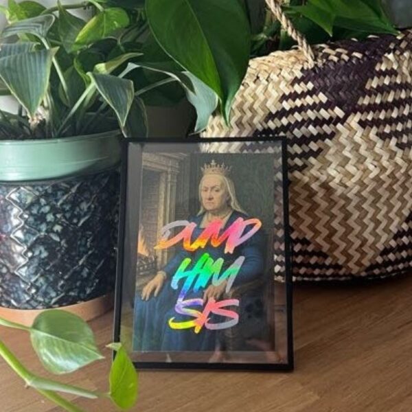 dump him sis with background